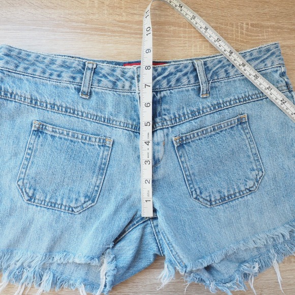 Y2K Vintage Lowโ Rise Cut Off Jean Shorts Bare Back Size 6 100% Cotton - Picture 7 of 9
